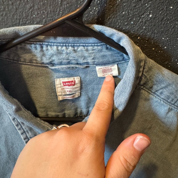 Levi's Blue Casual Button Down Shirt Short Sleeves - Picture 2 of 3